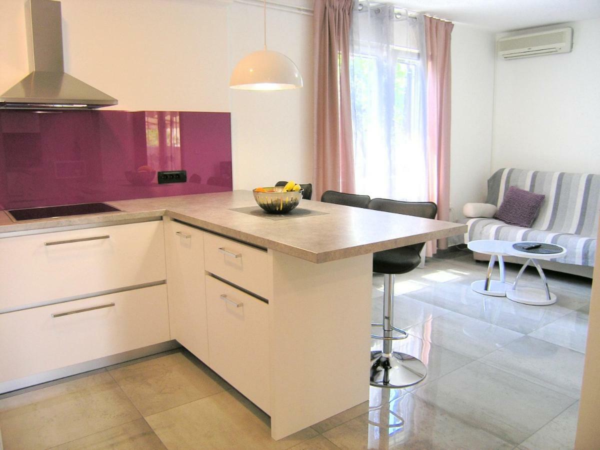 Apartment Zora Krk Town Exterior foto